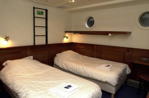 Schip 990011 � Barkentijn Lelystad  � Hartstocht