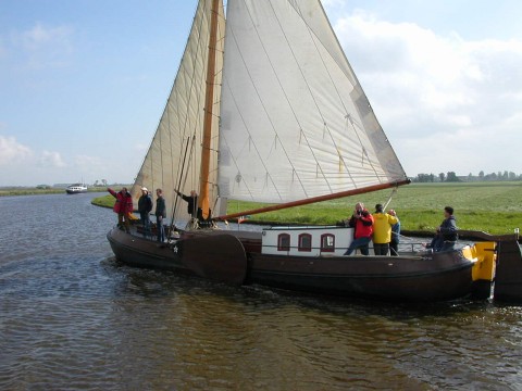 Boot 990046 • Zeilschip (incl. schipper) Sneek • Skutsje Anna