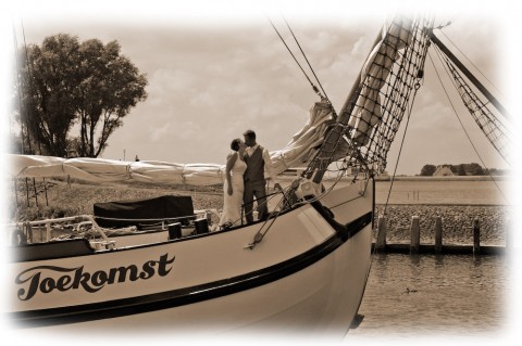 Schip 990055 � Zee tjalk Hoorn � De Toekomst 