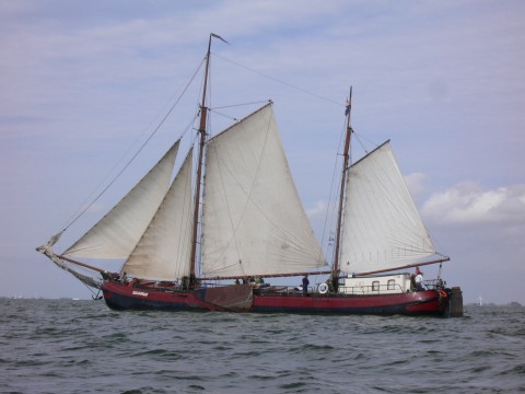 Schip 990056 � tjalk Monnickendam � Hannus
