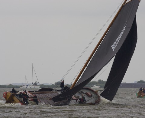 Wedstrijd Skutsje Singelier • Stavoren • Friese Meren, IJsselmeer