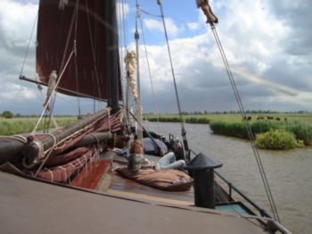 Schip 990082 � kaastjalk offingawier � courier