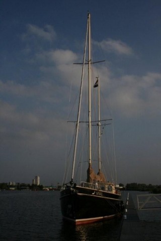 Schip 990083  Noordkaper 63 Lelystad  HVAL